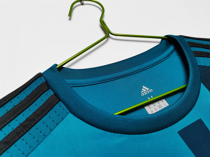 Camisa Real Madrid Third Retro 17/18 - Azul